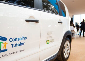 Qual salário de um conselheiro tutelar em Caieiras?