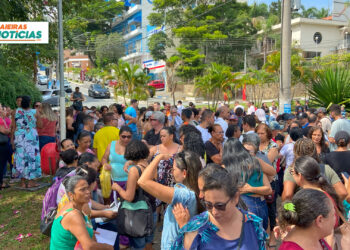 Servidores de Caieiras fazem paralisação em protesto contra perdas salariais e assédio moral na Prefeitura
