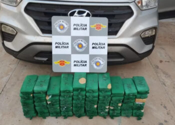 Mulher é detida com mais de 70 tijolos de crack na Rodovia Washington Luís a caminho de Caieiras