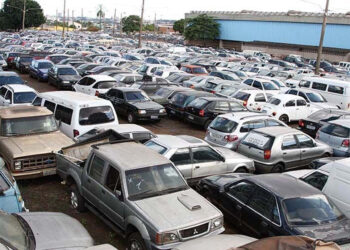 Detran-SP anuncia 8.640 veículos para retirada em Caieiras, sob pena de irem a leilão
