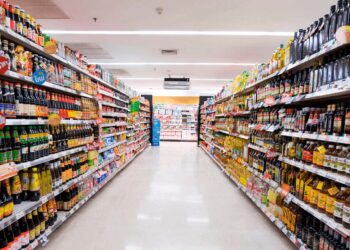 Consumidor reclama de oferta da Black Friday em supermercado de Caieiras