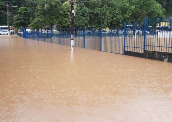 O que a Prefeitura de Caieiras fez para combater enchentes?