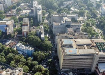 Menina de 12 anos que sobreviveu a queda de helicóptero em Caieiras tem alta hospitalar