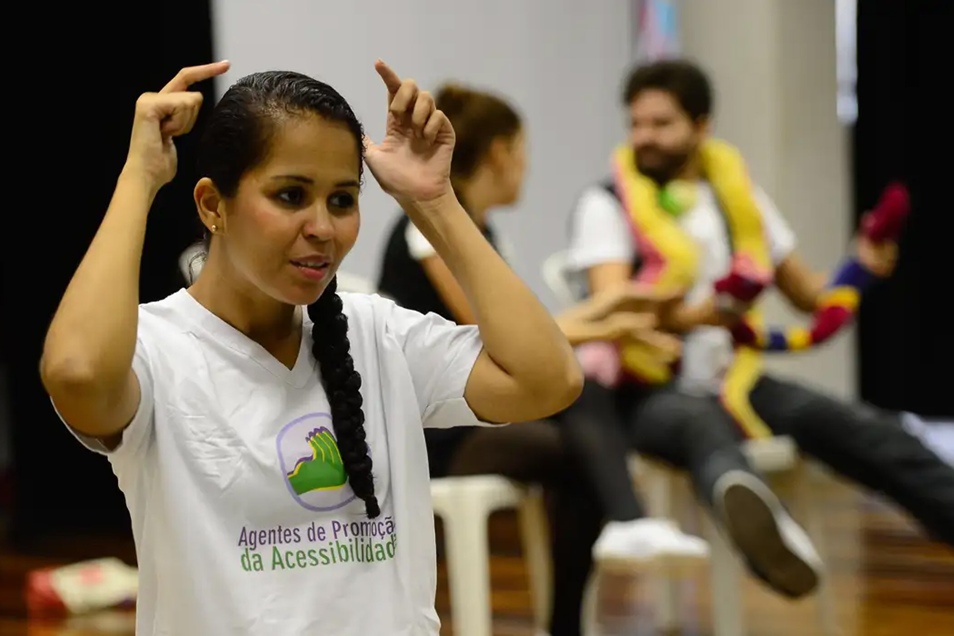 Inscrições para curso gratuito de Libras estão abertas em Caieiras