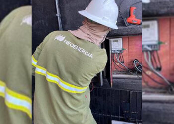 Operação flagra furto de energia em mercado em Caieiras