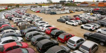 Prefeitura de Caieiras abre novo leilão de veículos com lances a partir de R$ 1.150